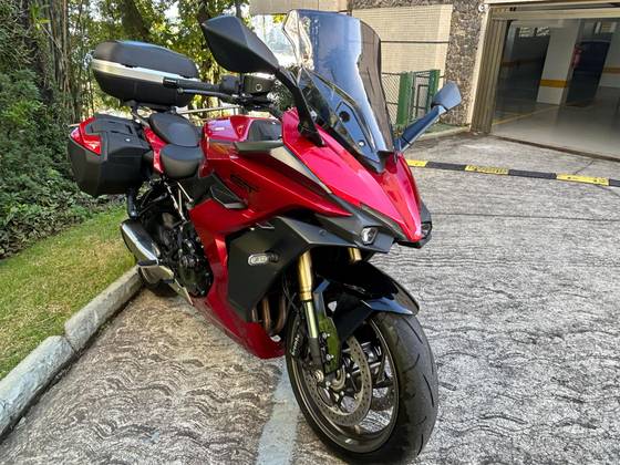 SUZUKI GSX-S1000GT ABS SUZUKI GSX-S1000GT ABS